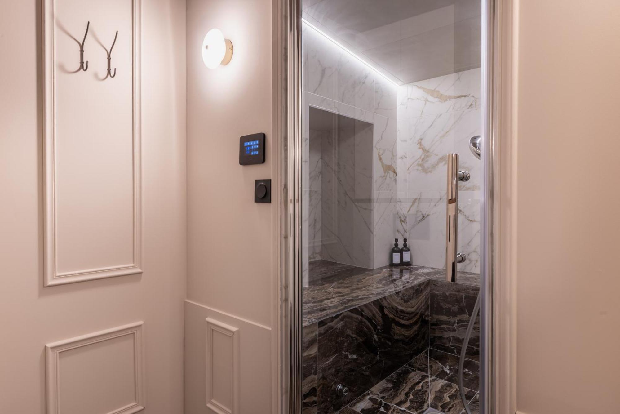 C0C00N Veritable Hammam A Partager A Deux Riom Exterior photo