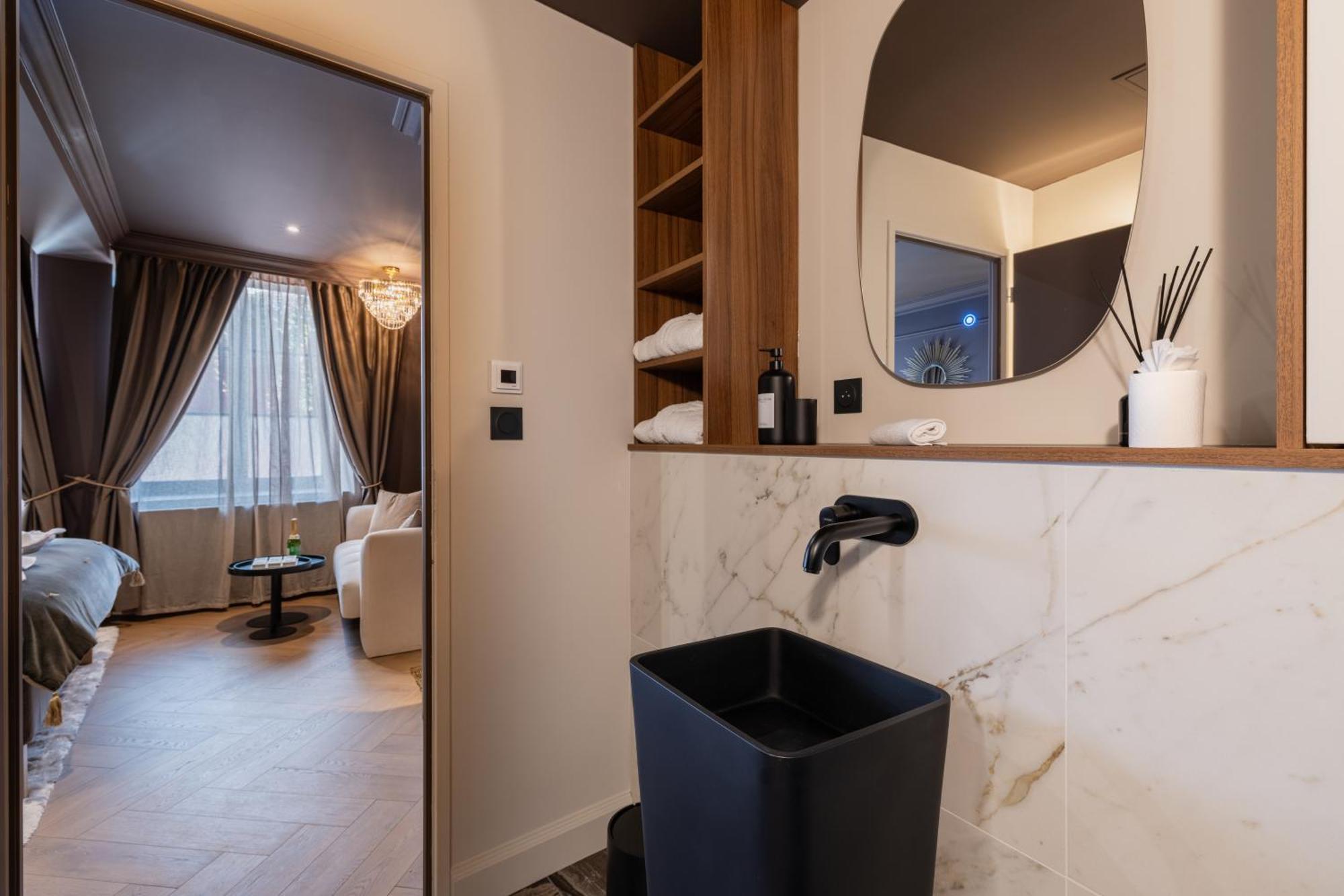 C0C00N Veritable Hammam A Partager A Deux Riom Exterior photo